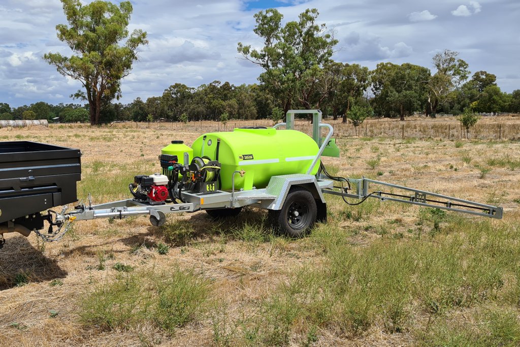 1000L GlidePath™ Farm Spray Trailer With Pump
