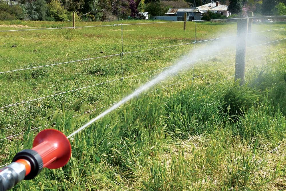 220L SpotPro™ Field Sprayer with 12L/min Pump