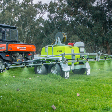 Boom Spraying VS Boomless Spraying