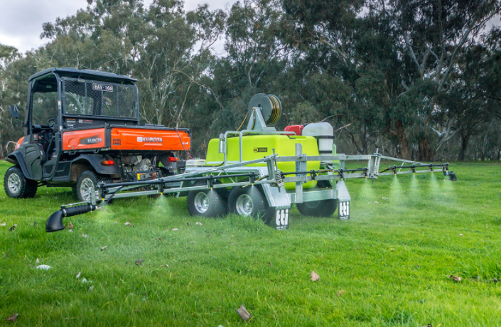 Boom Spraying VS Boomless Spraying