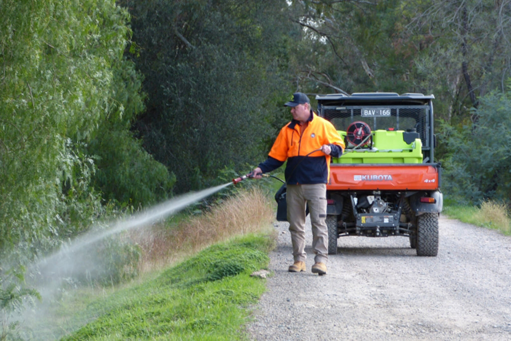 300L OnDeck™ UTV Sprayer (Honda GX35), 12lpm, 360psi