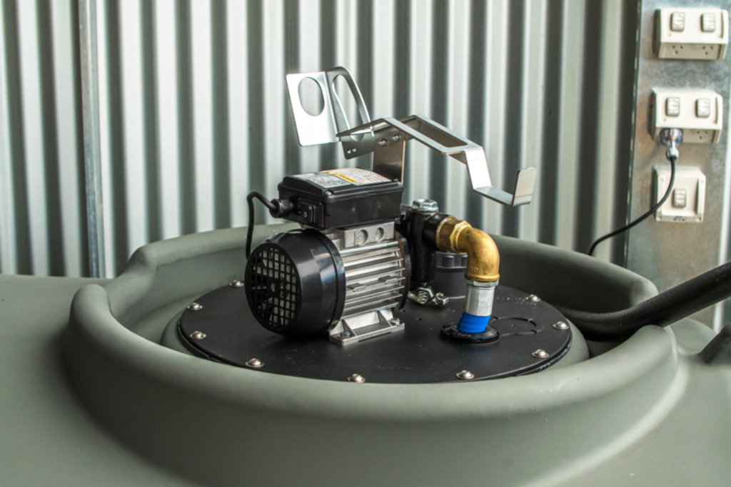 6000 Litre DieselCadet™ 12 VoLT 60 L/Min Pump